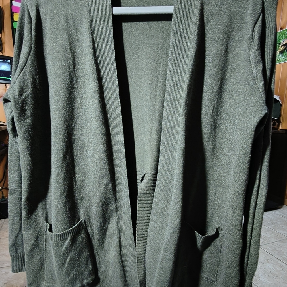 Time and Tru Sage Green Knit Cardigan